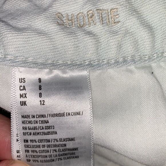 EUC AMERICAN EAGLE SIZE 8 DISTRESSED ANS PATCHED SHORTIE SHORTS - Picture 5 of 7